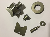 Fabbricazione di LAME su misura e di PUNZONI